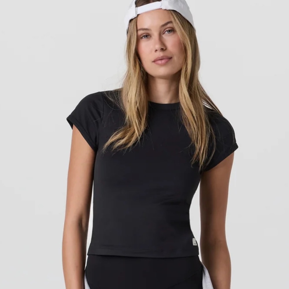Vuori Baby Tee